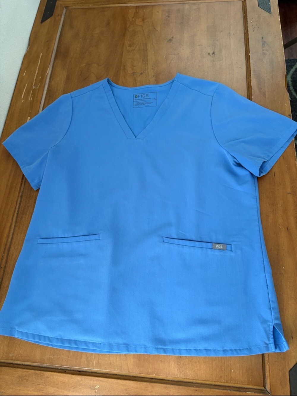 Figs V-Neck Scrub Top Size XL